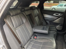 Cargar imagen en el visor de la galería, Land Rover Range Rover Velar Modelo 2019
