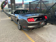 Cargar imagen en el visor de la galería, Ford Mustang GT Convertible 5.0 Modelo 2016
