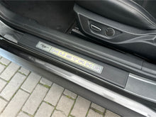 Cargar imagen en el visor de la galería, Ford Mustang GT Convertible 5.0 Modelo 2016
