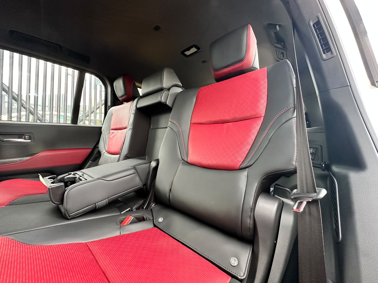 TOYOTA LAND CRUISER 300 GR SPORT BLINDADA (2026)