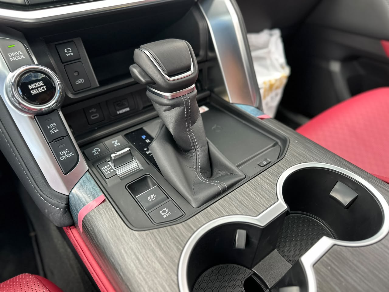 TOYOTA LAND CRUISER 300 GR SPORT BLINDADA (2026)