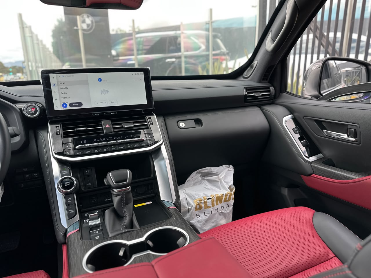 TOYOTA LAND CRUISER 300 GR SPORT BLINDADA (2026)