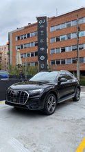 Cargar imagen en el visor de la galería, Audi Q5 Sportback Híbrida Modelo 2022
