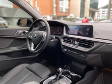 Cargar imagen en el visor de la galería, BMW 220I Gran Coupé Modelo 2023
