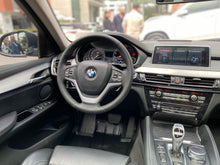 Cargar imagen en el visor de la galería, BMW X6 xDrive50I Modelo 2019
