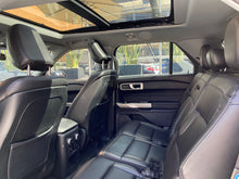 Cargar imagen en el visor de la galería, Ford Explorer XLT Modelo 2020
