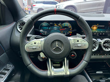 Cargar imagen en el visor de la galería, Mercedes-Benz AMG GLA 35 4MATIC Modelo 2022
