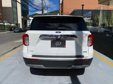 Cargar imagen en el visor de la galería, Ford Explorer XLT Modelo 2020
