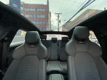 Cargar imagen en el visor de la galería, Audi RS E-Tron GT Modelo 2022
