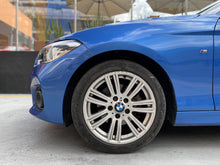 Cargar imagen en el visor de la galería, BMW 120I Paquete M Modelo 2016
