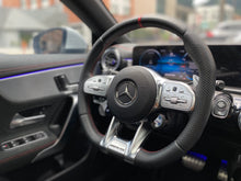 Cargar imagen en el visor de la galería, Mercedes-Benz AMG CLA 35 4MATIC Modelo 2023
