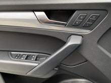 Cargar imagen en el visor de la galería, Audi Q5 Sportback Híbrida Modelo 2022
