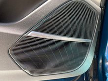 Cargar imagen en el visor de la galería, Audi Q8 55 TFSI Hibrido Modelo 2020
