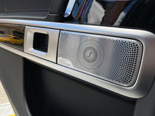 Cargar imagen en el visor de la galería, Mercedes-Benz G63 AMG 4MATIC Modelo 2020

