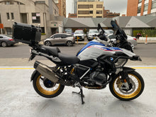 Cargar imagen en el visor de la galería, BMW E 1250 GS Modelo 2019
