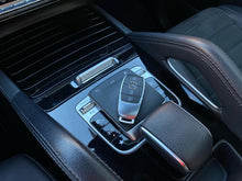 Cargar imagen en el visor de la galería, Mercedes-Benz GLE 450 4MATIC Híbrida Modelo 2020
