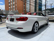 Cargar imagen en el visor de la galería, BMW 420I Cabrio Modelo 2019
