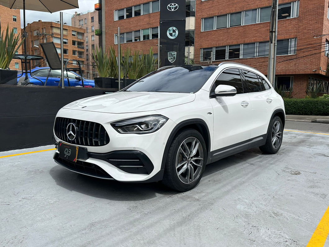 Mercedes-Benz AMG GLA 35 4MATIC Modelo 2022