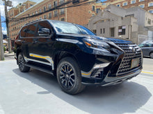 Cargar imagen en el visor de la galería, Lexus GX 460 Modelo 2022
