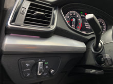 Cargar imagen en el visor de la galería, Audi Q5 Sportback Híbrida Modelo 2022
