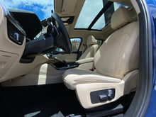 Cargar imagen en el visor de la galería, BMW X4 xDrive30I Modelo 2021
