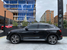 Cargar imagen en el visor de la galería, Audi Q5 Sportback Híbrida Modelo 2022
