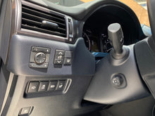 Cargar imagen en el visor de la galería, Lexus GX 460 Modelo 2022
