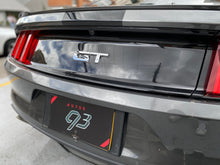 Cargar imagen en el visor de la galería, Ford Mustang GT Modelo 2017
