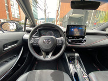 Cargar imagen en el visor de la galería, Toyota Corolla GR Sport Modelo 2023
