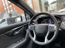 Cargar imagen en el visor de la galería, Chevrolet Blazer RS Modelo 2022
