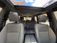 Cargar imagen en el visor de la galería, Lexus GX 460 Modelo 2022
