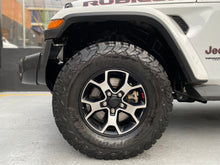 Cargar imagen en el visor de la galería, Jeep Wrangler Unlimited Modelo 2021
