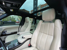 Cargar imagen en el visor de la galería, Land Rover Range Rover Vogue SE Modelo 2015
