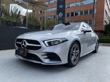Cargar imagen en el visor de la galería, Mercedes-Benz A 200 Sedan Modelo 2022
