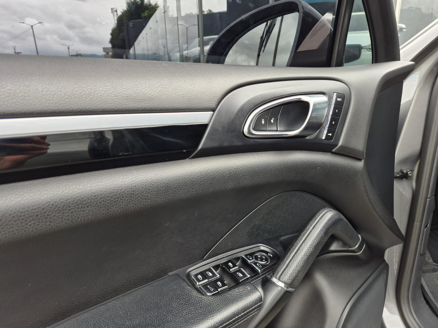 Porsche Cayenne  Modelo 2016 - Autos 93