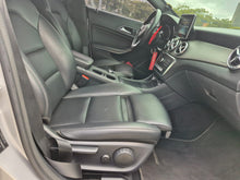 Cargar imagen en el visor de la galería, Mercedes-Benz CLA 180 Modepo 2017
