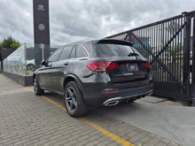 Cargar imagen en el visor de la galería, Mercedes-Benz GLC 300 E 4Matic Modelo 2022
