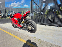 Cargar imagen en el visor de la galería, DUCATI PANIGALE V4 Modelo 2019
