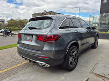 Cargar imagen en el visor de la galería, Mercedes-Benz Glc 300 e 4matic Modelo 2022
