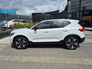 Volvo XC40 B5 Modelo 2023