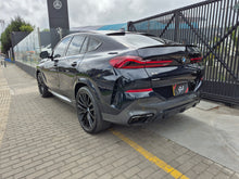 Cargar imagen en el visor de la galería, BMW X6 M50I Modelo 2022
