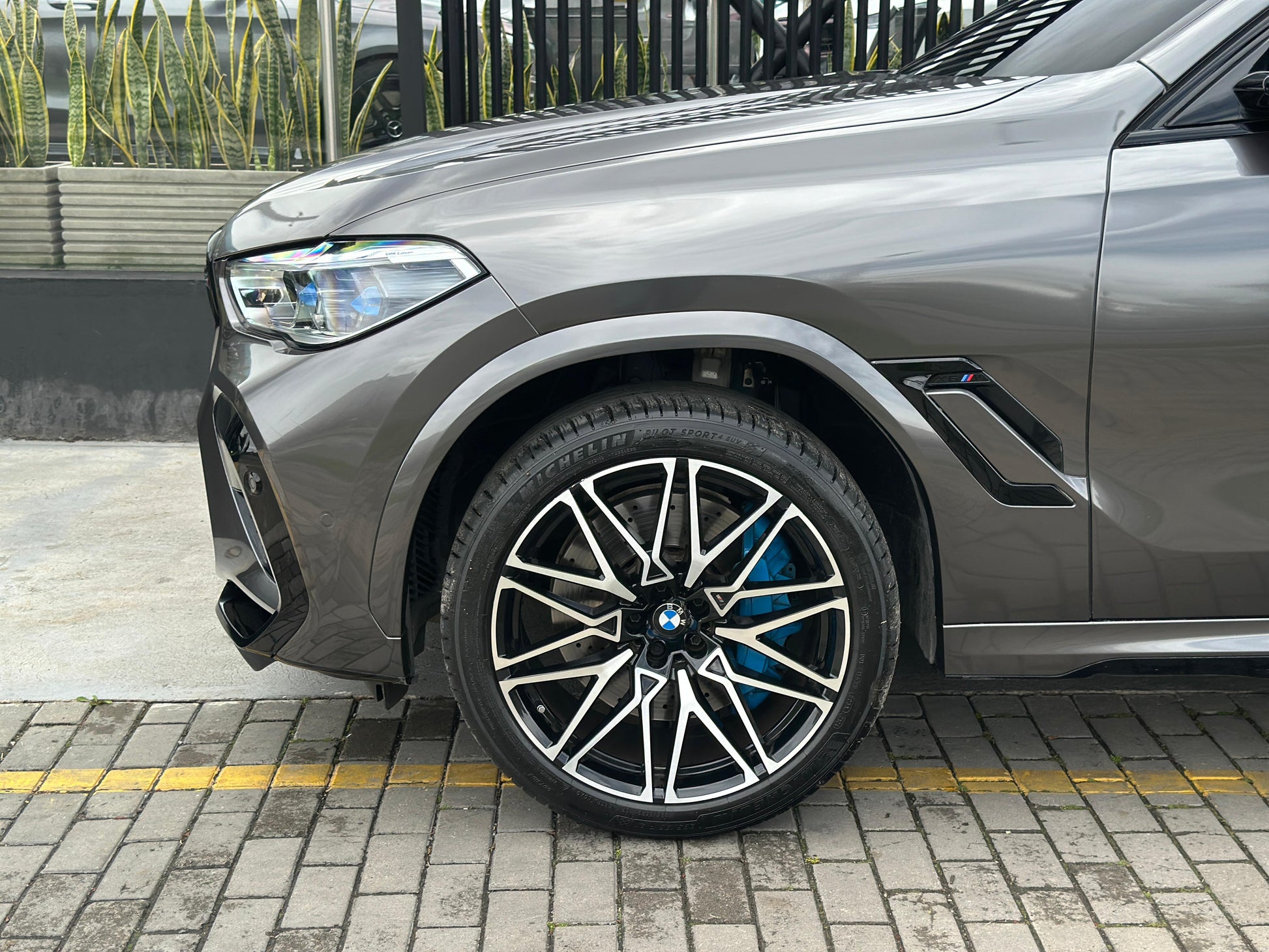 BMW X6 M COMPETITION Modelo 2023 - Autos 93
