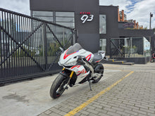 Cargar imagen en el visor de la galería, Aprilia RSV4 1100 E5 Modelo 2022
