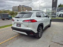 Cargar imagen en el visor de la galería, Toyota Corolla Cross SE-G Modelo 2017
