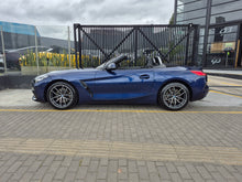 Cargar imagen en el visor de la galería, BMW Z4 SDRIVE20I Modelo 2021
