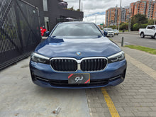 Cargar imagen en el visor de la galería, BMW 530I Modelo 2021
