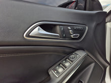 Cargar imagen en el visor de la galería, Mercedes-Benz CLA 180 Modepo 2017
