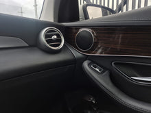 Cargar imagen en el visor de la galería, Mercedes-Benz GLC 250 4MATIC Modelo 2017
