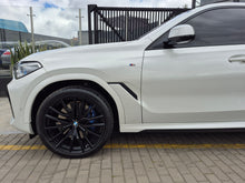 Cargar imagen en el visor de la galería, BMW X6 M50I Blindaje II Modelo 2023

