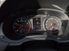 Cargar imagen en el visor de la galería, Audi Q3 Modelo 2018
